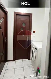 Apartament cu 3 camere de vânzare strada Petru Rareș