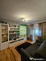DE VÂNZARE – APARTAMENT CU 3 CAMERE ÎN ROMAN! 