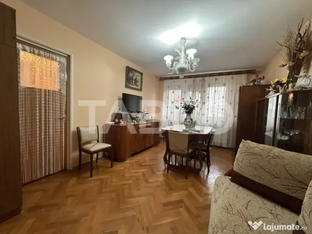 Apartament de inchiriat 2 camere balcon decomandat zona Miha - Sibiu (Sibiu)