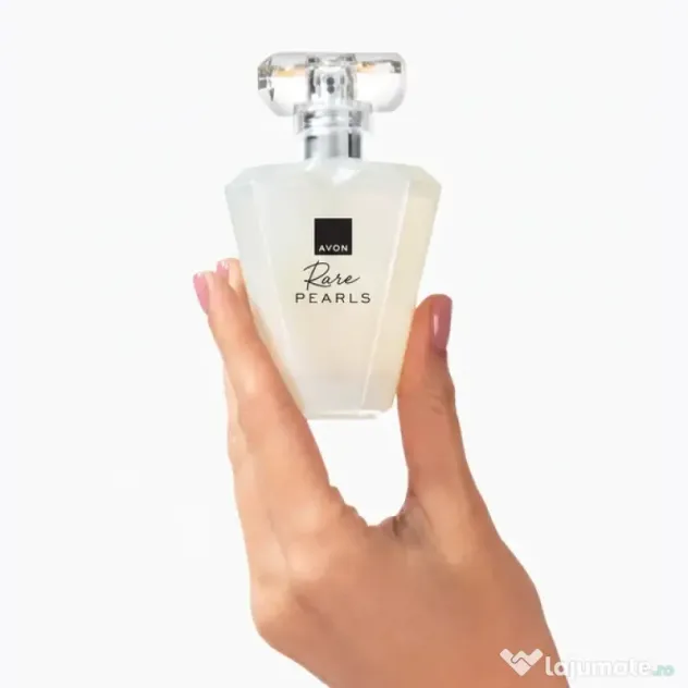 Apa de parfum Rare Pearls Avon