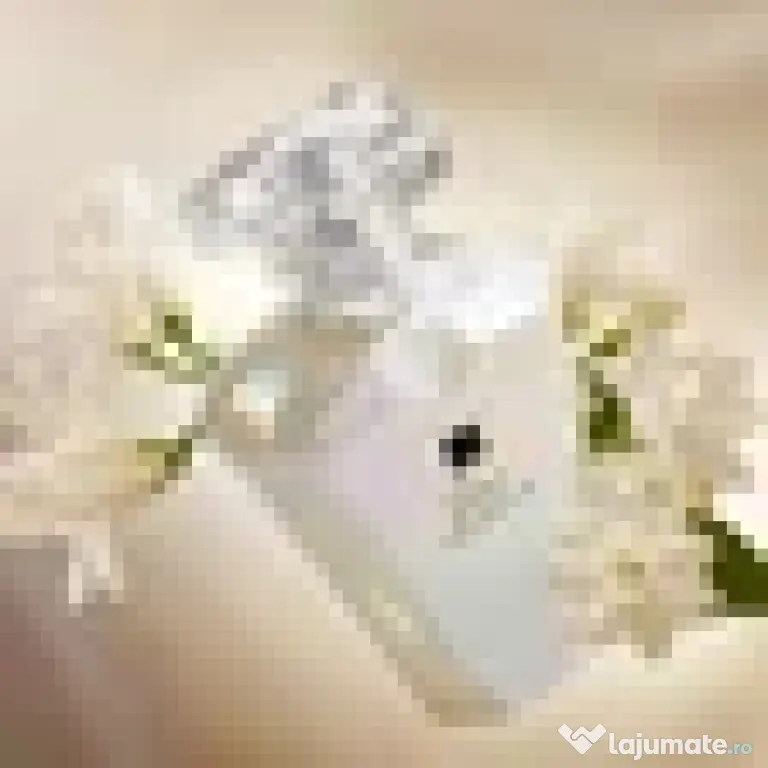 Apa de parfum Rare Pearls Avon