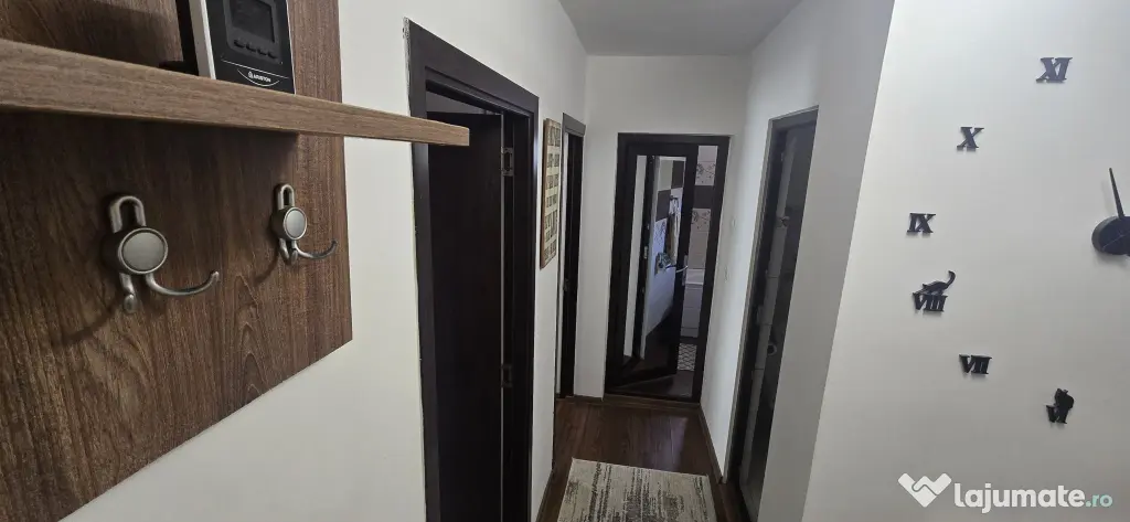 Apartament 3 camere Slobozia, Zona MB16 central pe Bd. Matei Basarab