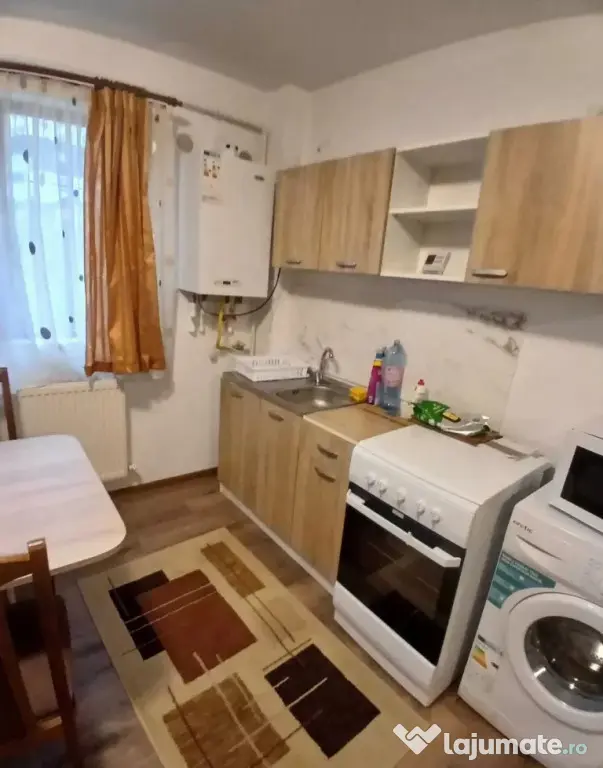 Ap 1 camera, Zona Palas cu loc parcare - Iasi (Iasi)