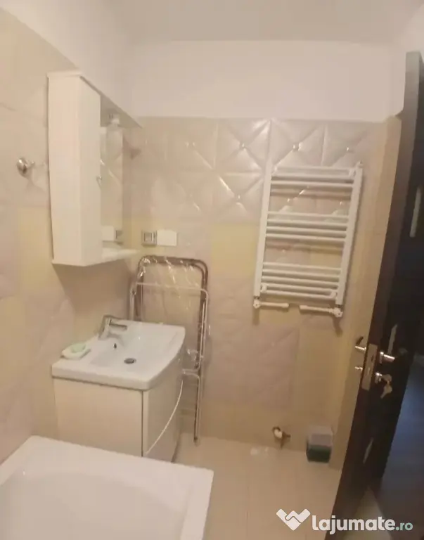 Ap 1 camera, Zona Palas cu loc parcare - Iasi (Iasi)