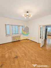 Apartament spațios cu 3 camere în vilă zona Gara de Nord 