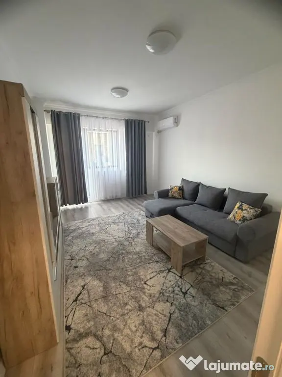 Apartament 2 camere decomandat+loc parcare -zona Compozitori - Constanta (Constanta)