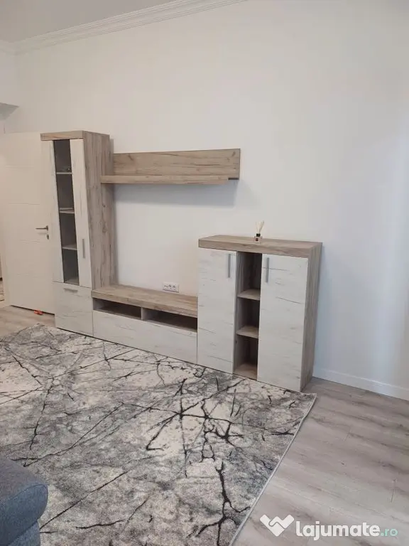 Apartament 2 camere decomandat+loc parcare -zona Compozitori - Constanta (Constanta)