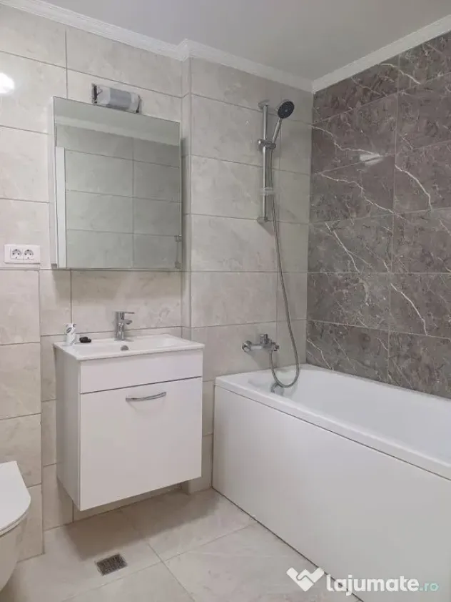 Apartament 2 camere decomandat+loc parcare -zona Compozitori - Constanta (Constanta)
