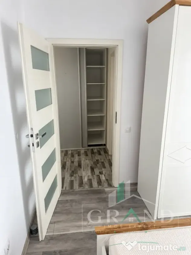Ap 2 camere | BALCON | PARCARE | Zona VIVO-Razoare - Cluj-Napoca (Cluj)