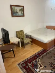 Garsoniera zona Brazda