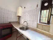 Apartament cu 3 camere la casa,curte comuna in zona Odobescu Timisoara