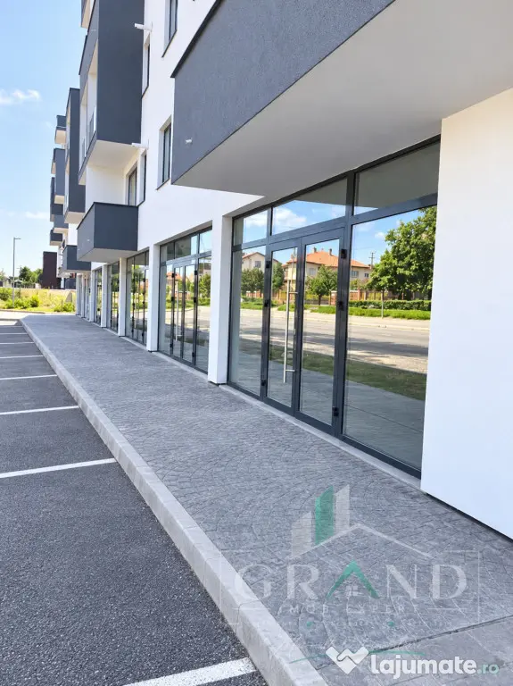 Spațiu Comercial de închiriat | 612 mp+Terasă | 10 Parcă - Cluj-Napoca (Cluj)