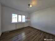 Apartament decomandat | centru Ramnicu Sarat | gata de mutare 