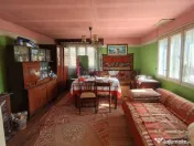 Casă cu teren generos de 40 ari și panoramă deosebită ?