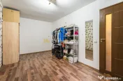 Casă cu 4 camere, anexă locuibilă și teren de 234 mp | Piața Sudului 