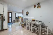 Casă cu 4 camere, anexă locuibilă și teren de 234 mp | Piața Sudului 