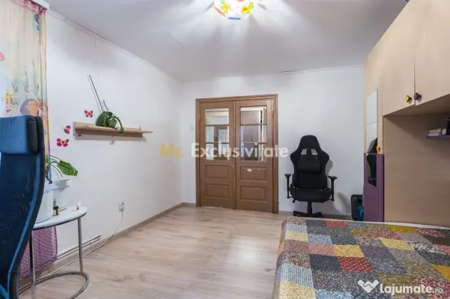 Casă cu 4 camere, anexă locuibilă și teren de 234 mp | Piața Sudului - Bucuresti (Bucuresti-Ilfov)