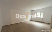 Apartament cu 2 camere decomandat de vânzare – Zona Soarelui 