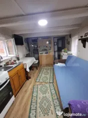 Casă renovată cu 4 camere și teren de 2.000 mp, terasă ?