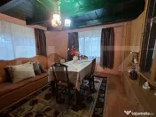 Casă renovată cu 4 camere și teren de 2.000 mp, terasă ?