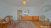 Apartament cu 3 camere de închiriat în zona Blumana 