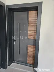 Apartament 3 camere Zona Mamaia Nord- la 200 m de plaja 