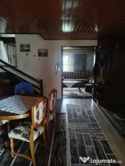 Casă renovată P+1 - 5 camere și teren generos de 1.300 mp 