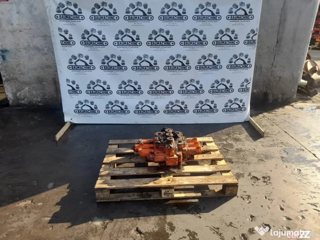 Distribuitor hidraulic Shibaura MRT40D1F1D1 incarcator frontal Daewoo MG4 - Seini (Maramures)
