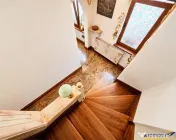 Resedinta Art Nouveau in inima orasului: Corp de casa cu o m 