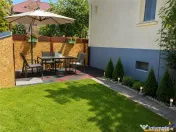 Resedinta Art Nouveau in inima orasului: Corp de casa cu o m