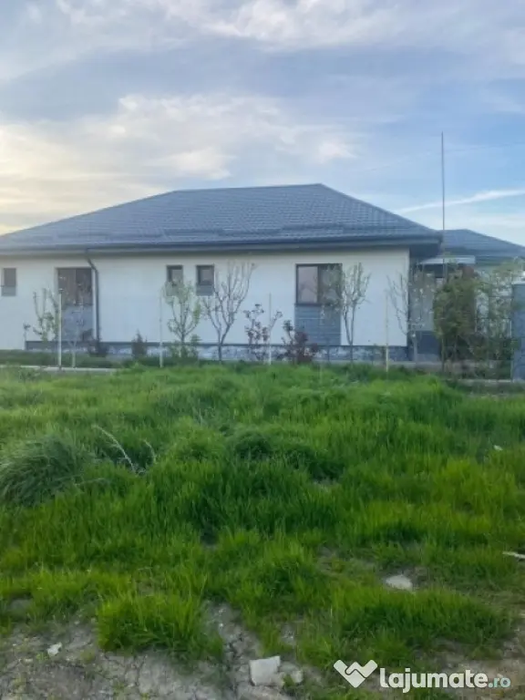 Casa 6 camere, 164mp utili, zona 1 Decembrie, 225.000euro - 1 Decembrie (Bucuresti-Ilfov)