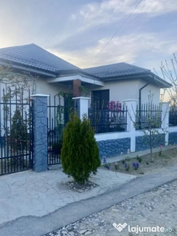 Casa 6 camere, 164mp utili, zona 1 Decembrie, 225.000euro - 1 Decembrie (Bucuresti-Ilfov)