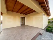 Casa cocheta pe parter, 501 mp teren, Ghiroda 