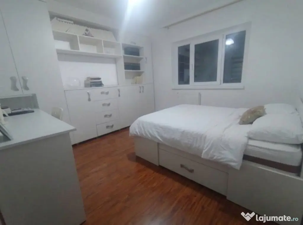Apartament cu 3 camere central - Ploiesti (Prahova)