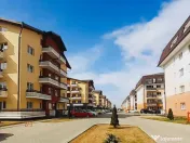 Cel mai mic pret apartament 3 camere, 72 mp utili, etaj 4 