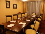 Hotel Ultracentral , SC 4400 mp, D+P+3E, constr 2008, lux, piscina 