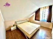 Casa lux in localitatea Sânmartin 