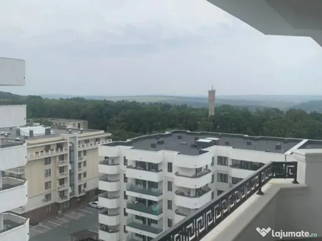 APARTAMENT 2 CAMERE, DECOMANDAT, ROYAL, INTABULAT