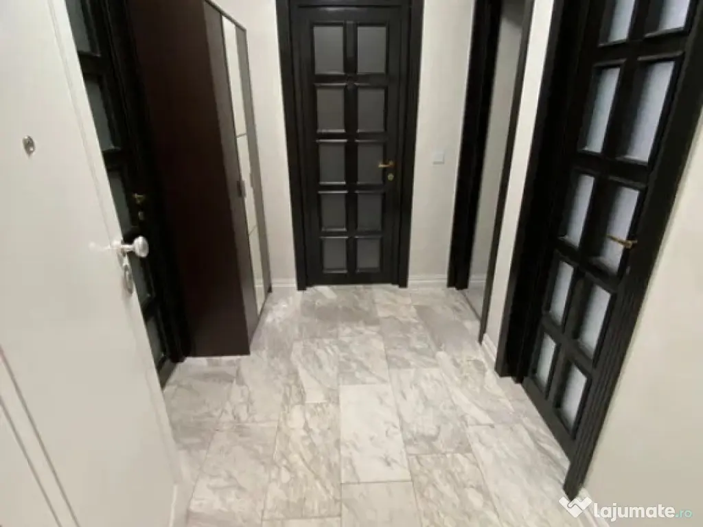 APARTAMENT 2 CAMERE, DECOMANDAT, ROYAL, INTABULAT