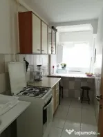 Apartament o camera decomandat, in zona Cetatii