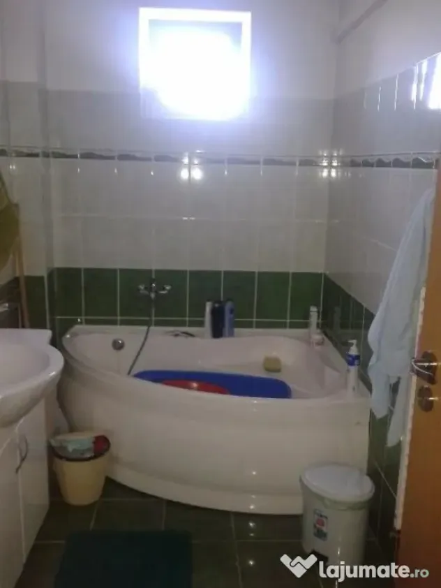 1 camera modern zona Garii