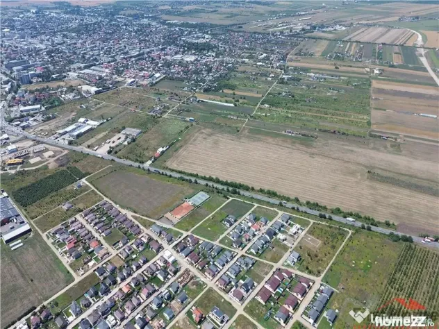 Teren de pe E 85 langa Autostrada A7 Focsani