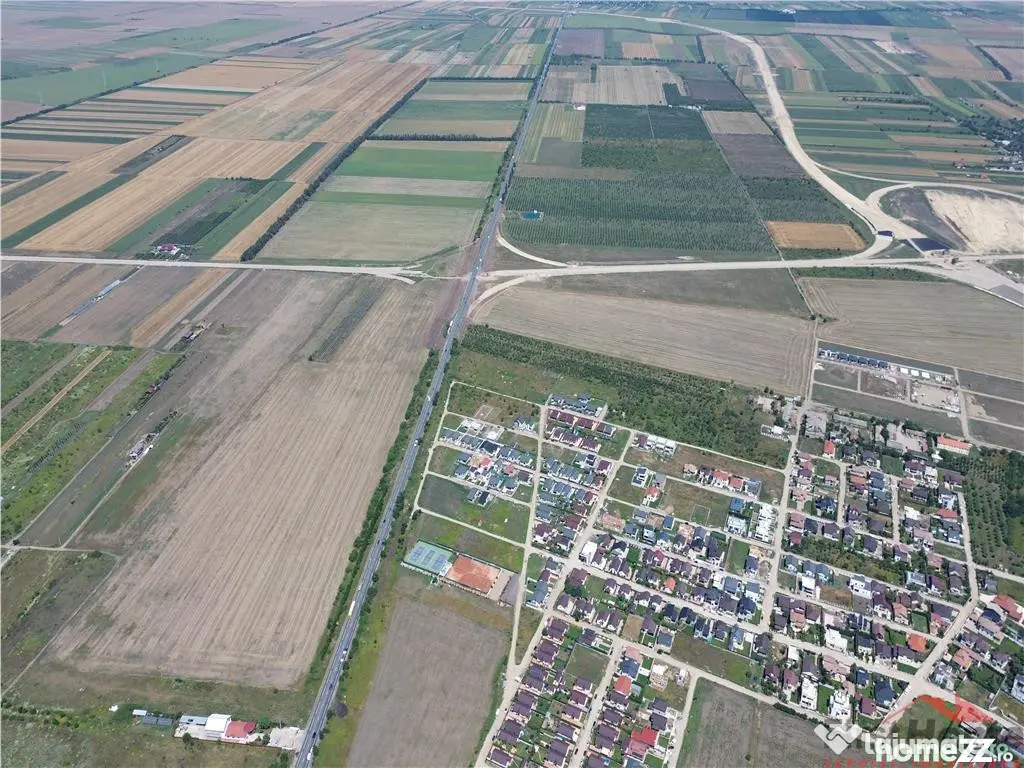 Teren de pe E 85 langa Autostrada A7 Focsani