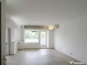 Bdul. Unirii, Ap. 3 cam.sup. 102 mp. Central,Stradal. 