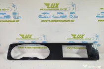 Rama centrala ornament ceasuri bord  Mercedes-Benz E-Class W
