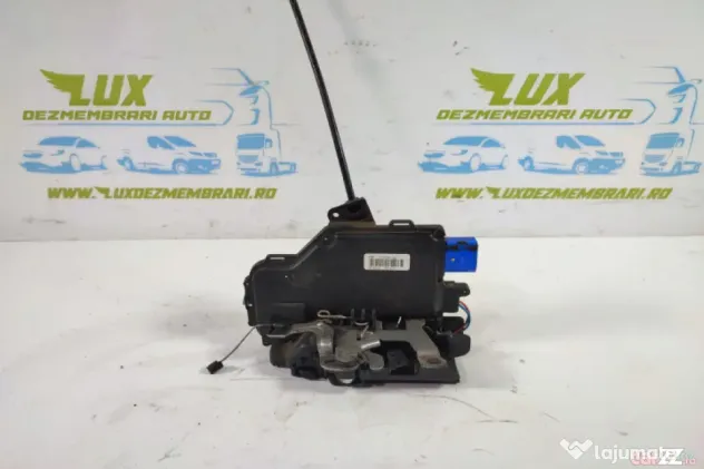 Broasca incuietoare usa dreapta spate 7l0839016 Volkswagen VW Golf 5 [