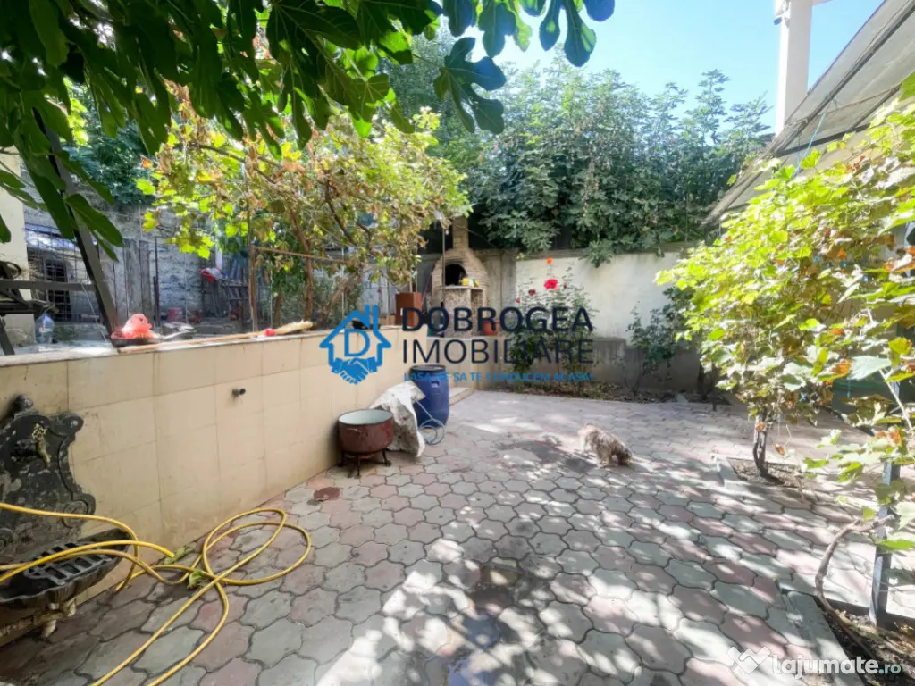 Vila in inima orasului, ideala pentru locuit sau birouri/ cl