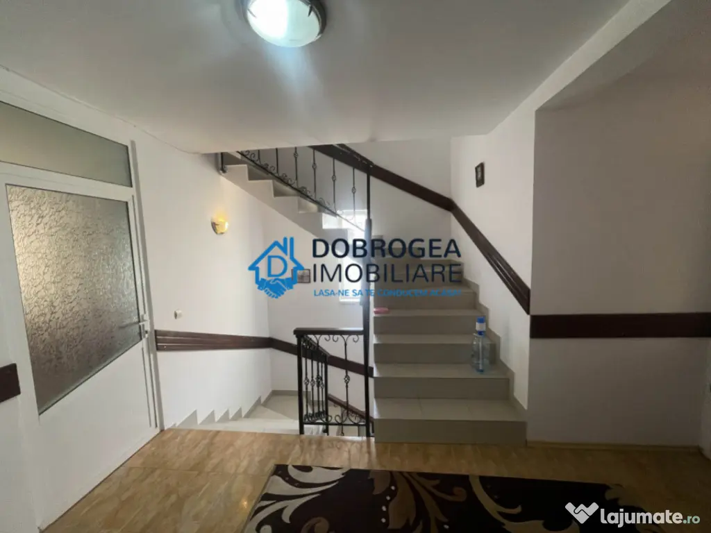 Vila in inima orasului, ideala pentru locuit sau birouri/ cl