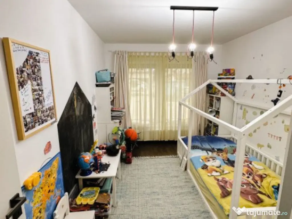 Apartament 3 camere la vila cu curte, zona Arhitectilor