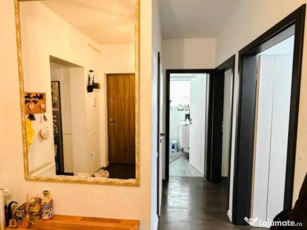 Apartament 3 camere la vila cu curte, zona Arhitectilor